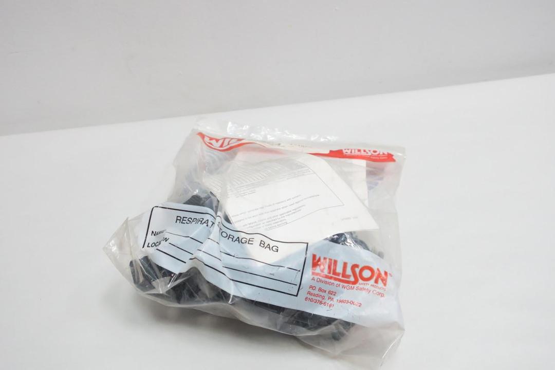 WILLSON 6100M M FACE RESPIRATOR