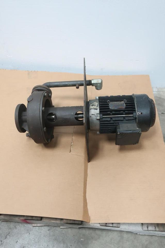KNOLL TG25-79/30 345 IRON CENTRIFUGAL PUMP 1IN X 1-1/2IN 4HP 600V-AC
