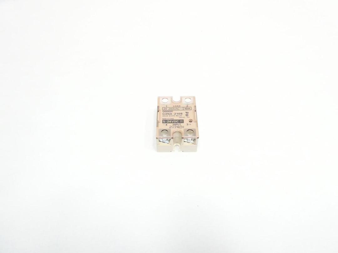 OMRON G3NA-210B SOLID STATE RELAY 5-24V-DC 10A AMP 24-240V-AC