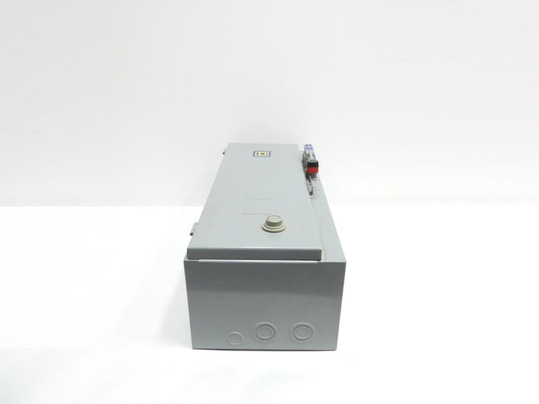 SQUARE D 8538SBG13 SIZE 0 FUSIBLE COMBINATION STARTER 600V-AC 5HP