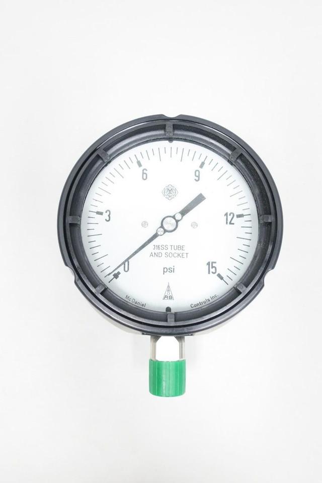 MCDANIEL CONTROLS MPB/SCA AB10208 PRESSURE GAUGE 4-1/2IN 0-15PSI 1/2IN NPT