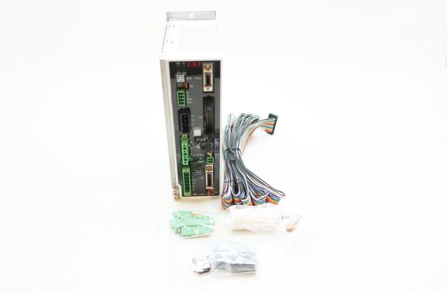 IAI SCON-C-60A-NP-2-1 100-115V-AC 0-230V-AC 3PH SERVO  ACTUATOR CONTROLLER