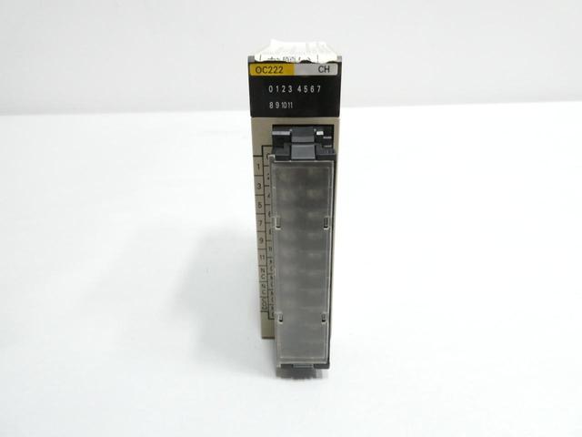 OMRON C200H-OC212 OUTPUT MODULE