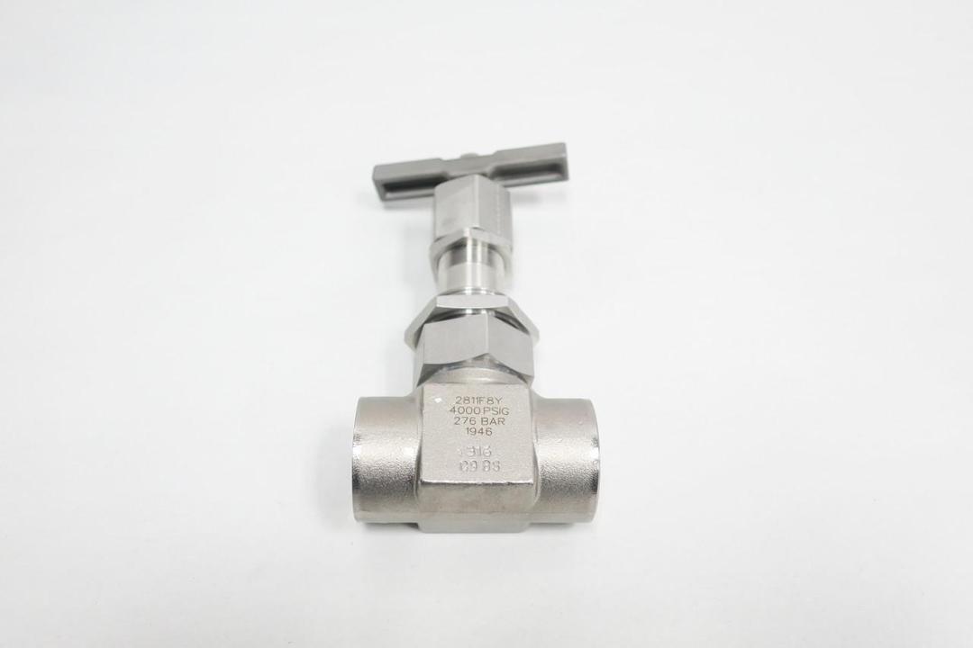 HOKE 2811F8Y MANUAL STAINLESS NEEDLE VALVE 4000PSI 1/2IN NPT