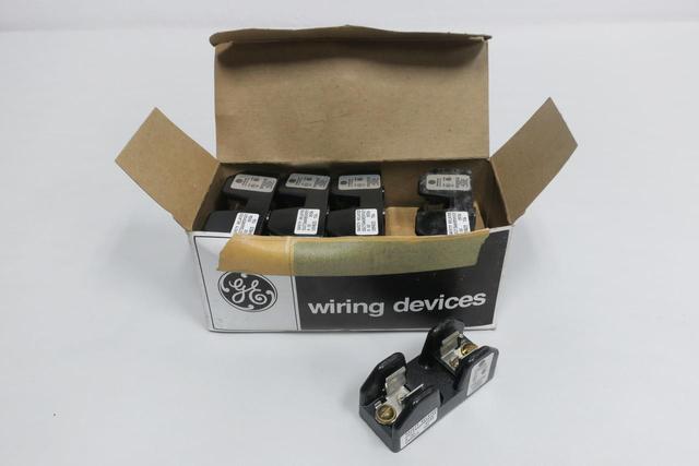 BOX OF 10 GENERAL ELECTRIC GE GE8411-3 FUSE HOLDER 1P 30A AMP 250V-AC
