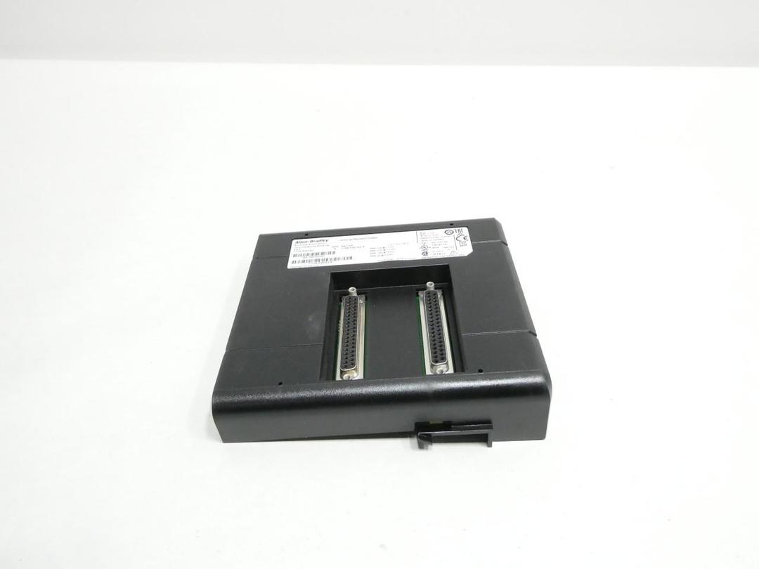 ALLEN BRADLEY 1756-PSCA2 CONTROLLOGIX REDUNDANT PS ADAPTOR CHASSIS SER A