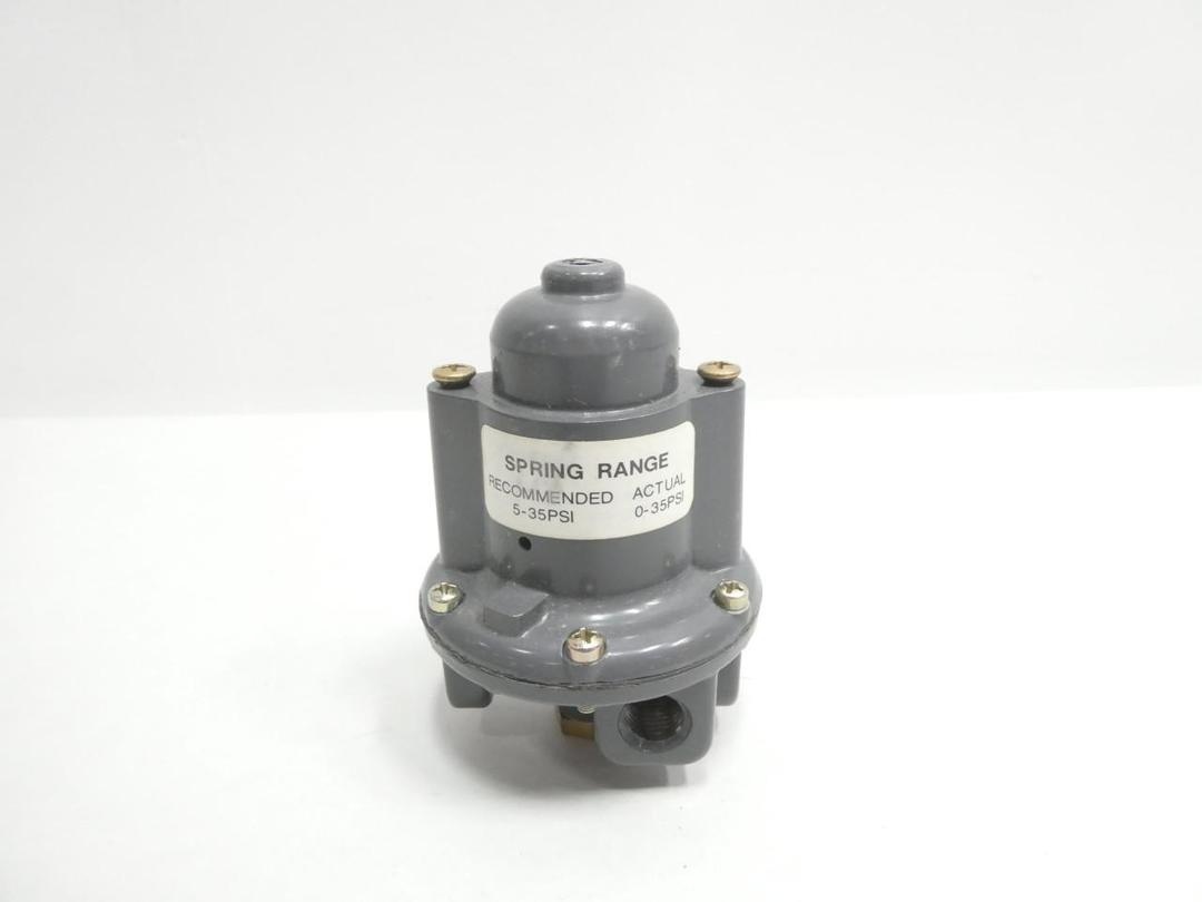 FISHER 67R-216 PNEUMATIC REGULATOR 0-35PSI 1/4IN NPT