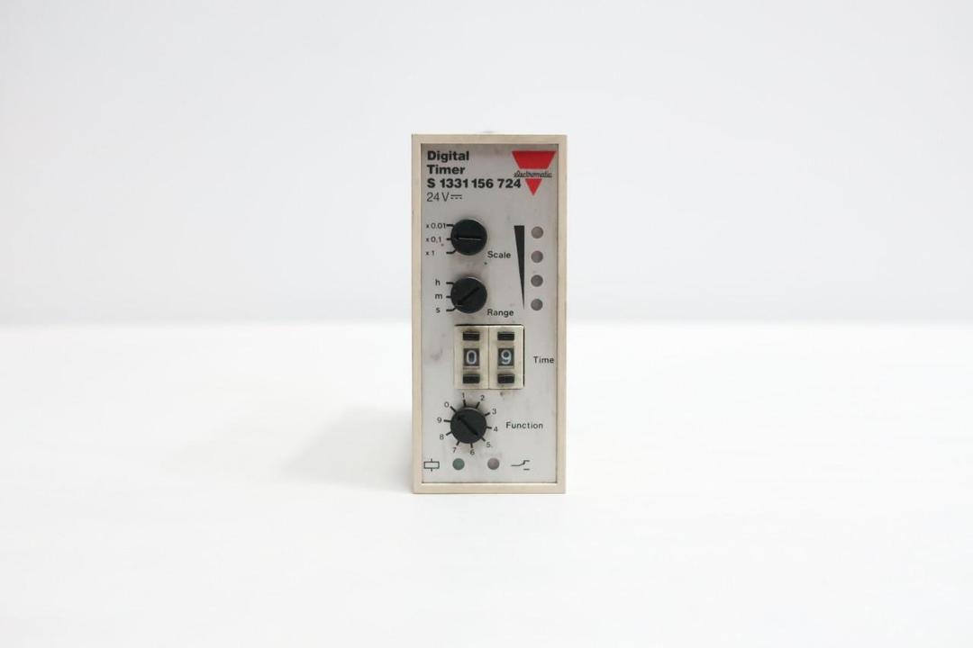 CARLO GAVAZZI S1331 156 DIGITAL TIMER 24V-DC
