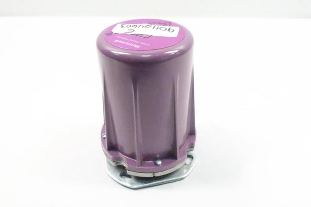 HONEYWELL C7061A 1038 UV FLAME DETECTOR 120V-AC