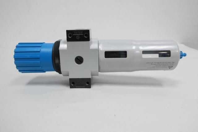 FESTO LFR-D-5M-MIDI LFR-3/8-D-5M-MI PNEUMATIC FILTER-REGULATOR 3/8IN NPT 240PSI