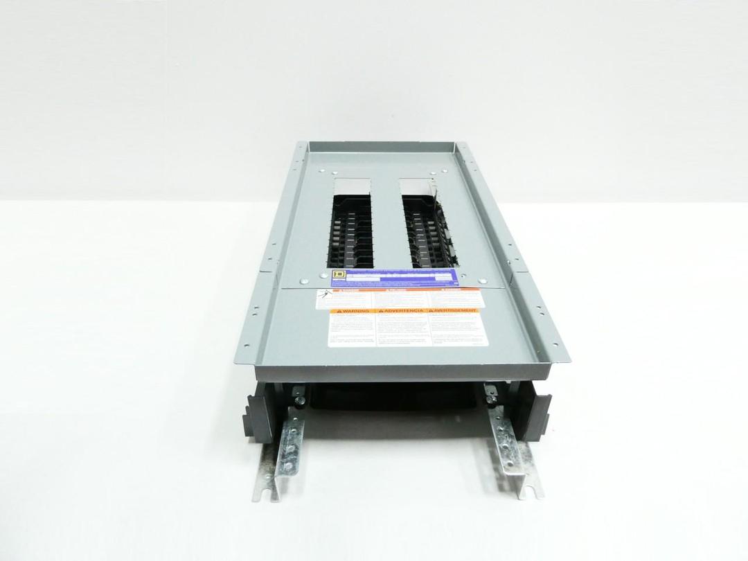 SQUARE D NQ30L1 POWER DISTRIBUTION PANELBOARD 100A AMP 1PH 240V-AC 3W