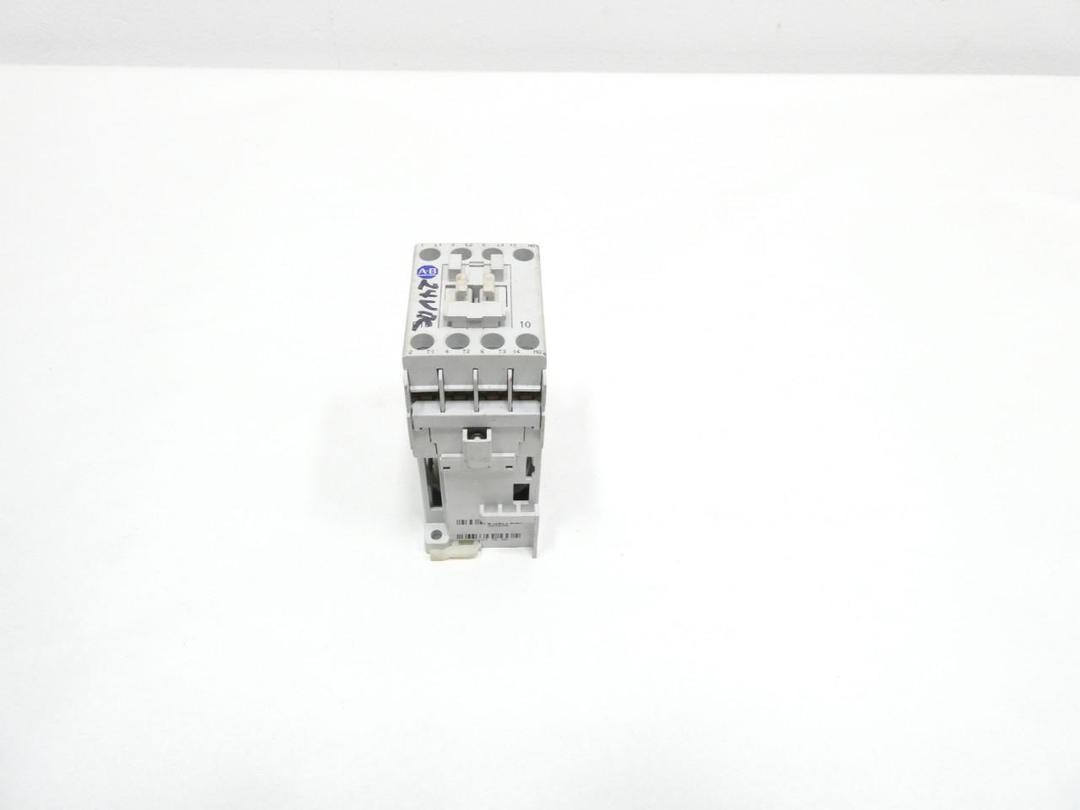 ALLEN BRADLEY 100-C16ZJ10 AC CONTACTOR 24V-DC 30A AMP 10HP