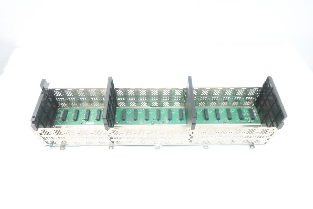 ALLEN BRADLEY 1756-A17 CONTROLLOGIX 17-SLOT CHASSIS RACK MODULE SER B