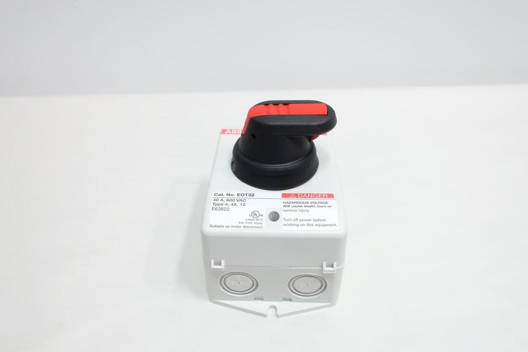 ABB EOT32 DISCONNECT SWITCH 40A AMP 600V-AC