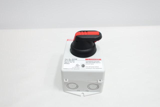 ABB EOT32 DISCONNECT SWITCH 40A AMP 600V-AC