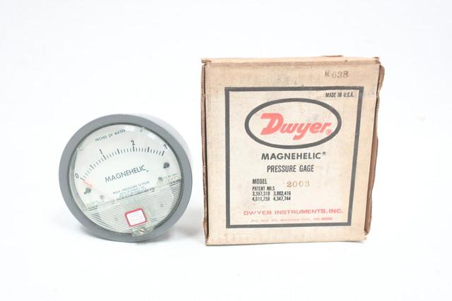 DWYER 2003C MAGNEHELIC PRESSURE GAUGE 0-3IN-H2O