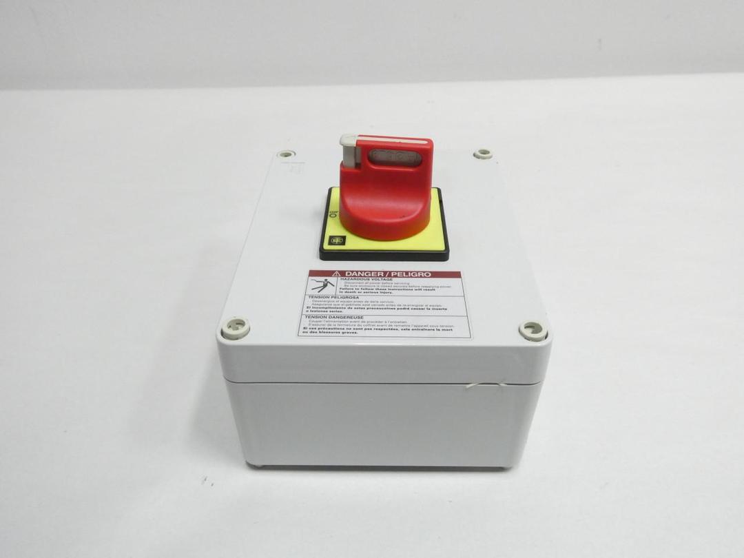 TELEMECANIQUE VC4GU V SWITCH CONTROL STATION