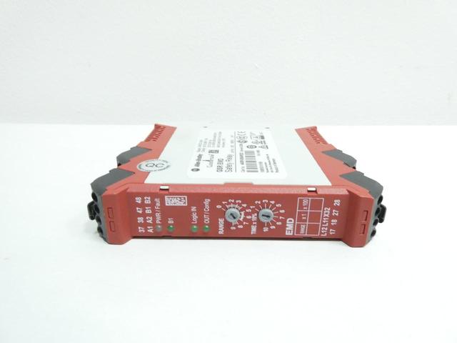 ALLEN BRADLEY 440R-EM4R2D GUARDMASTER SAFETY RELAY 24V-DC