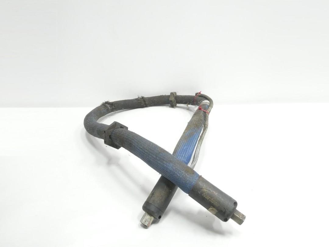 NORDSON 274792 BLUE SERIES HOT MELT GLUE HOSE 6FT 240V-AC 184W 1500PSI