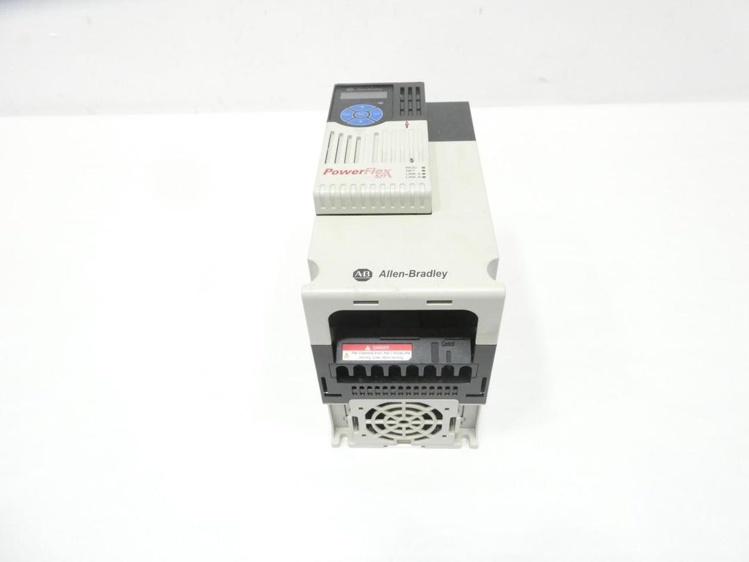 ALLEN BRADLEY 25C-D013N114 POWERFLEX 527 VFD DRIVE 323-528V-AC 0-460V-AC 7-1/2HP