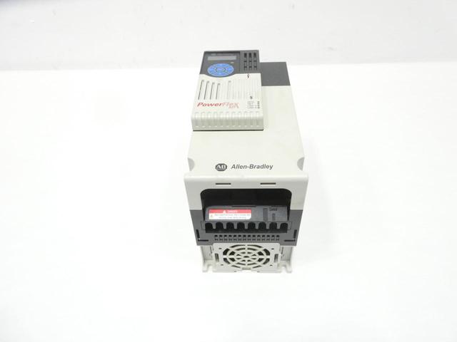ALLEN BRADLEY 25C-D013N114 POWERFLEX 527 VFD DRIVE 323-528V-AC 0-460V-AC 7-1/2HP