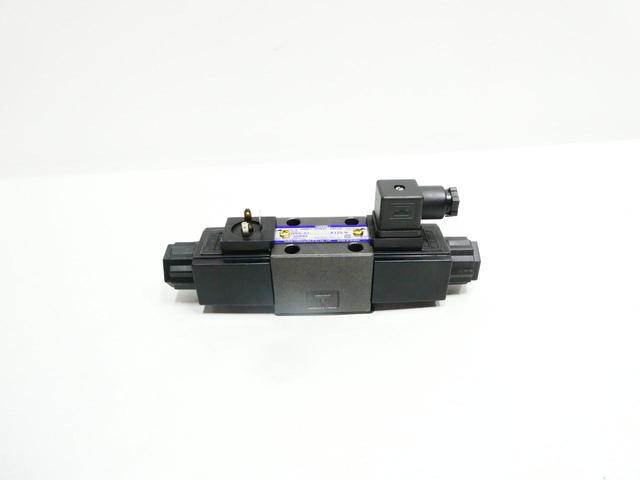 YUKEN DSG-01-3C2-A120-N-50905 HYDRAULIC DIRECTIONAL CONTROL VALVE 120V-AC