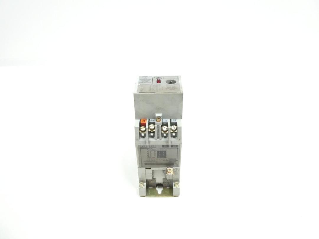 ALLEN BRADLEY 700-RTC00000U1 SOLID STATE TIMER 110-120V-AC 120V-DC