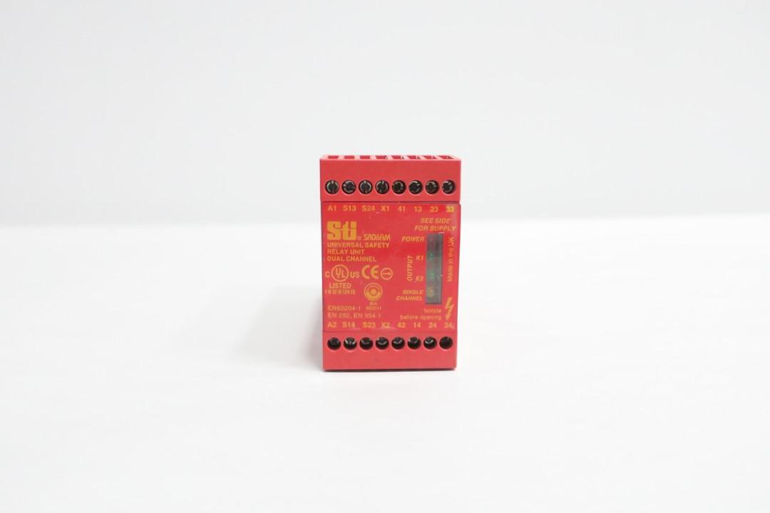 STI EN60204-1 SAFETY RELAY
