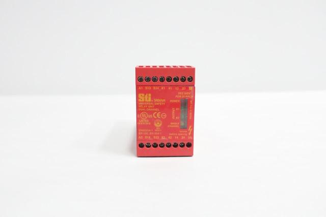 STI EN60204-1 SAFETY RELAY