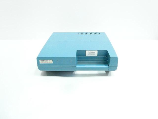 TEKTRONIX 834 PROGRAMMABLE DATA COMMUNICATIONS TESTER