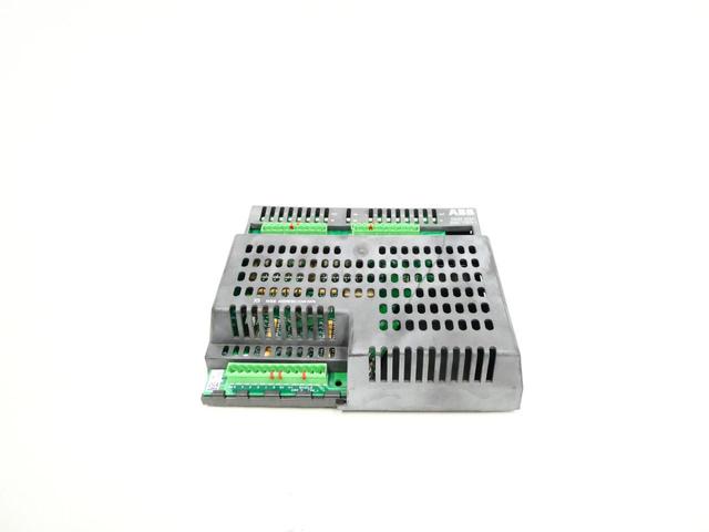 ABB DSQC 328A 3HAC 17970-1 DIGITAL I/O MODULE