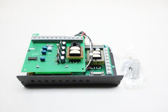 MINARIK RG500UA-PCM DC DRIVE 230V-AC 10A AMP 0-180V-DC 1/4HP