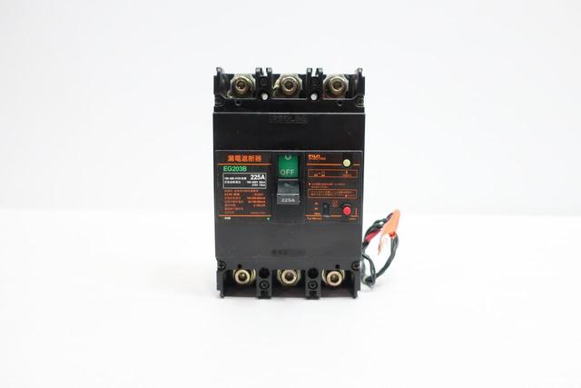 FUJI ELECTRIC EG203B MOLDED CASE CIRCUIT BREAKER 3P 225A 100-200V-AC