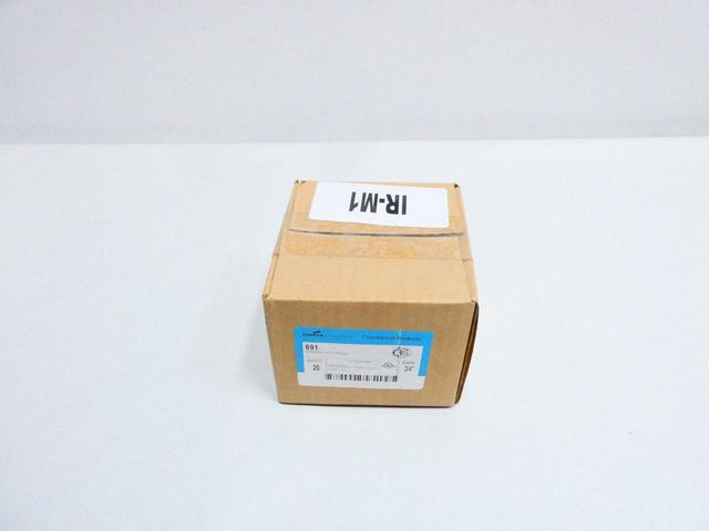 BOX OF 20 CROUSE HINDS 691 COMBINATION COUPLING 3/4IN