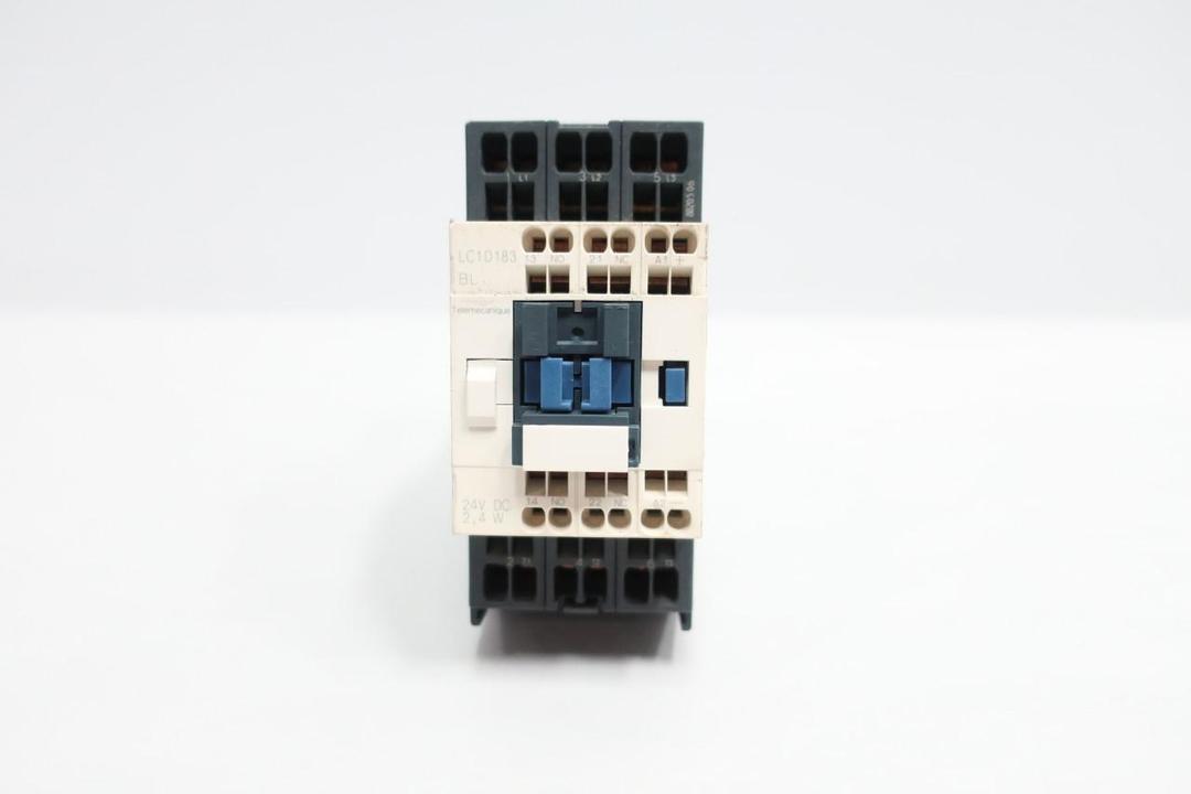 TELEMECANIQUE LAD4TBDL LC1D183 CONTACTOR 24V-DC