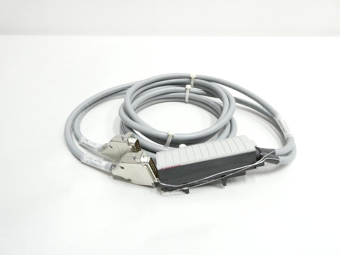ALLEN BRADLEY 1492-CONACAB020N88 CORDSET CABLE 2M