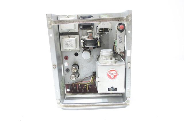 FIREYE 6070 TYPE 26RJ8 FLAME SAFEGUARD PROGRAMMER CONTROLLER MODULE