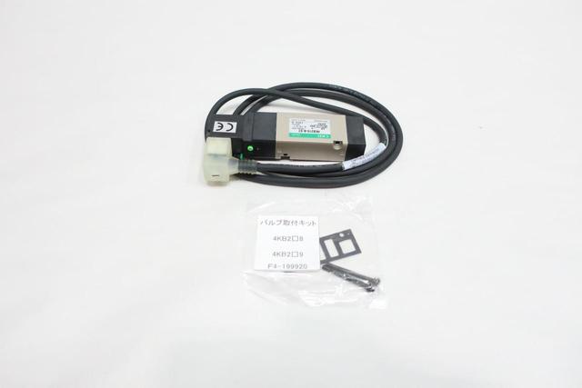 CKD 4KB219-B-ST PNEUMATIC SOLENOID VALVE 24V-DC 0.7MPA