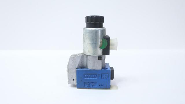 REXROTH R900089205 M-3SEW6U36/420 HYDRAULIC DIRECTIONAL CONTROL VALVE 24V-DC