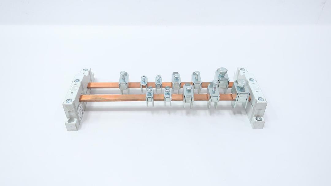 Isolator Rittal RITTAL SV 9340.040 BUSBAR ISOLATOR ASSEMBLY